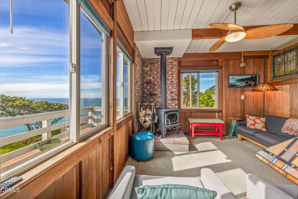 $1,849,000 | 1440 Navarro Bluff Road, Albion, CA 95410