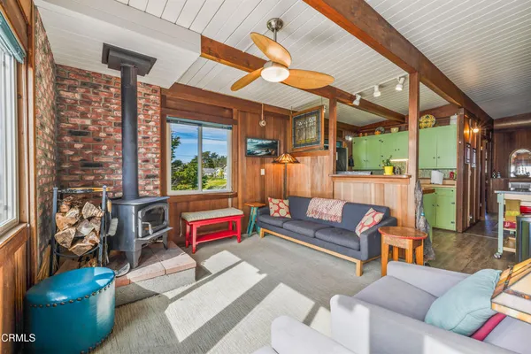 $1,849,000 | 1440 Navarro Bluff Road, Albion, CA 95410