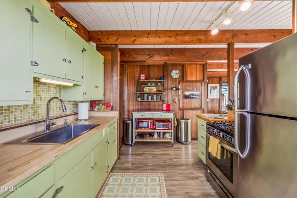 $1,849,000 | 1440 Navarro Bluff Road, Albion, CA 95410