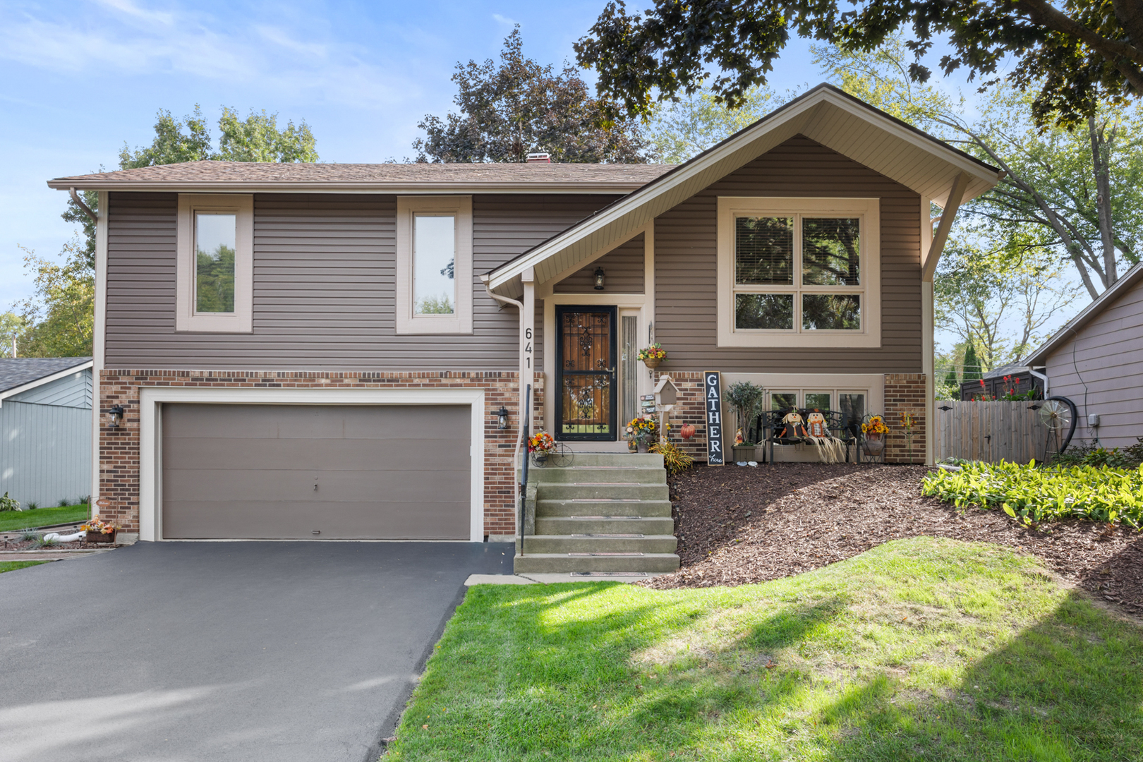 641 Alida Drive Cary, IL 60013 - Photo 1 of 29