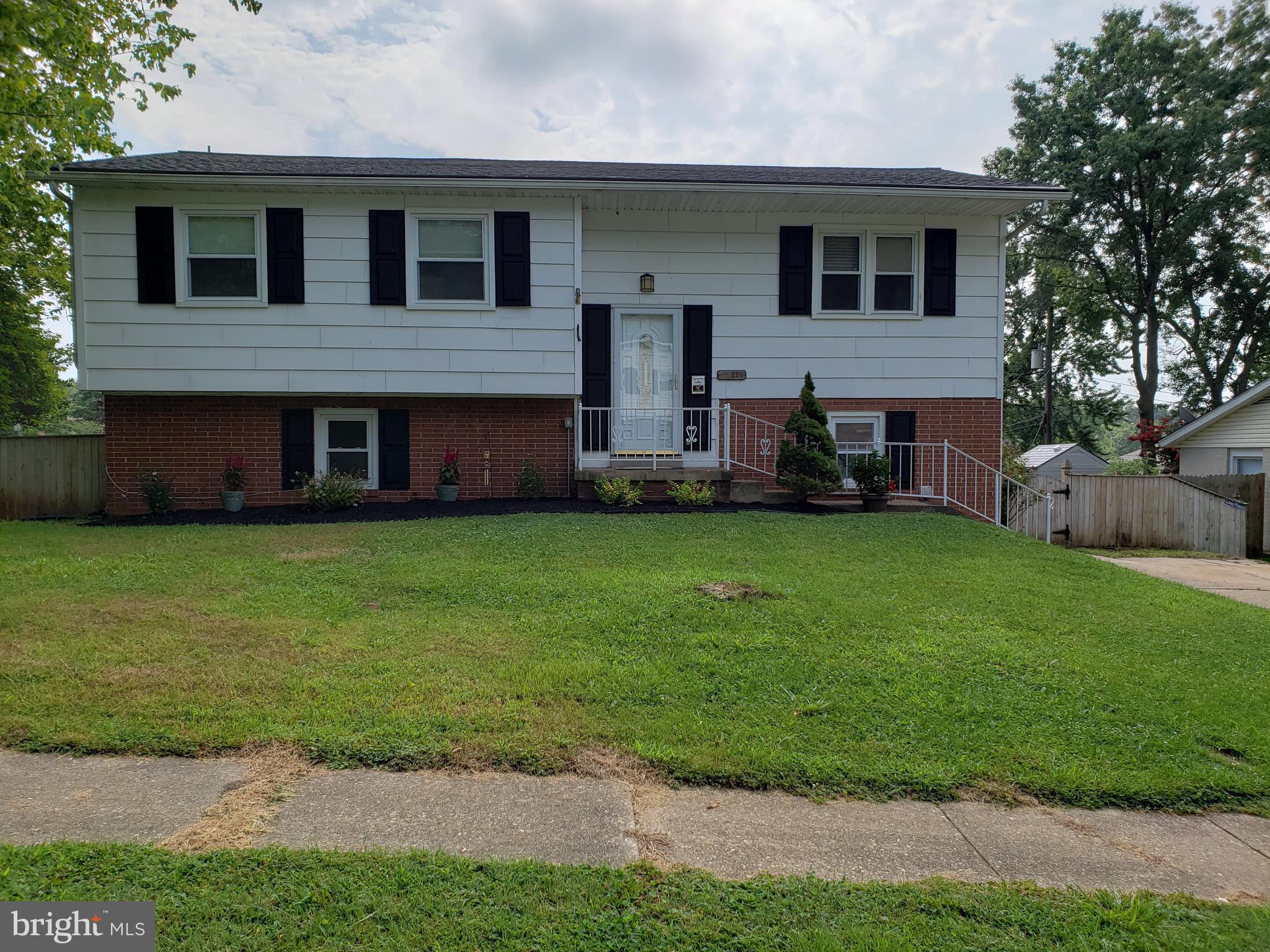 205 Fitzhugh Road Joppa, MD 21085 - Photo 3 of 53