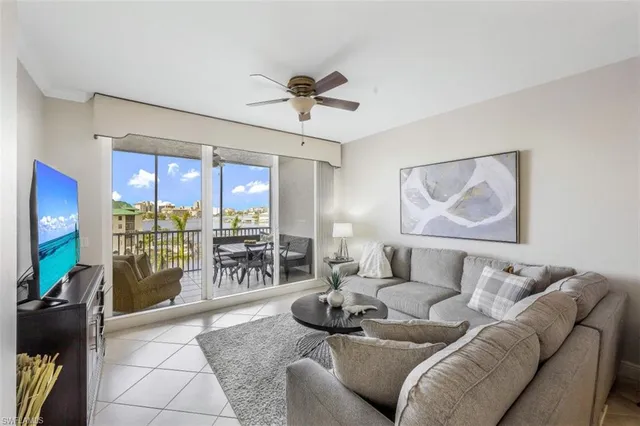 $14,000 | 400 Flagship Drive, Unit 504, Naples, FL 34108