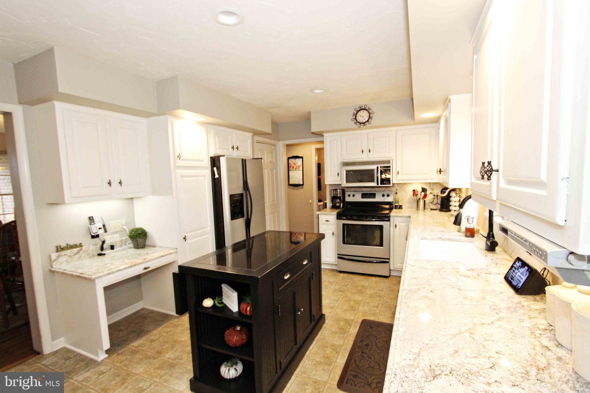 189 Mathias Road Littlestown, PA 17340 - Photo 44 of 82 Granite countertops and upgraded wooden cabs