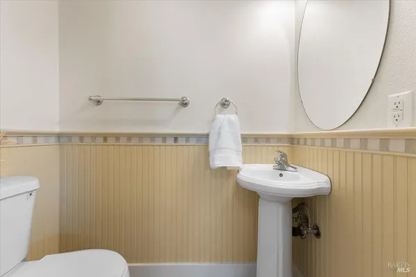 $399,000 | 905 Doubles Drive, Unit 208, Santa Rosa, CA 95407