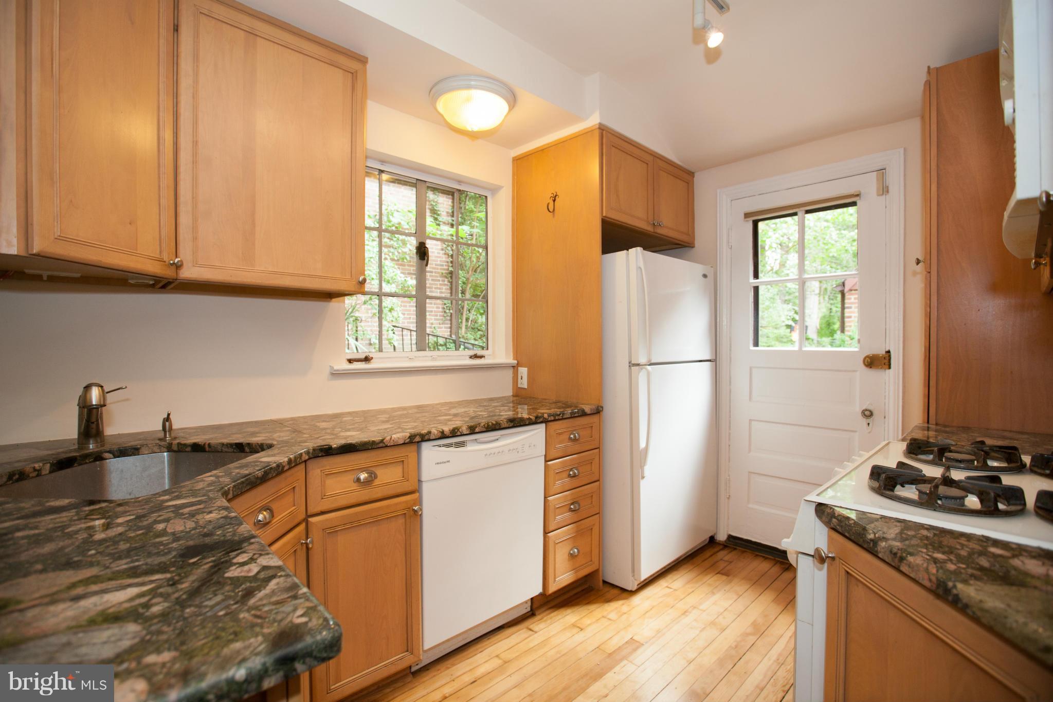 6 Parkside Road Silver Spring, MD 20910 - Photo 10 of 30 Kitchen