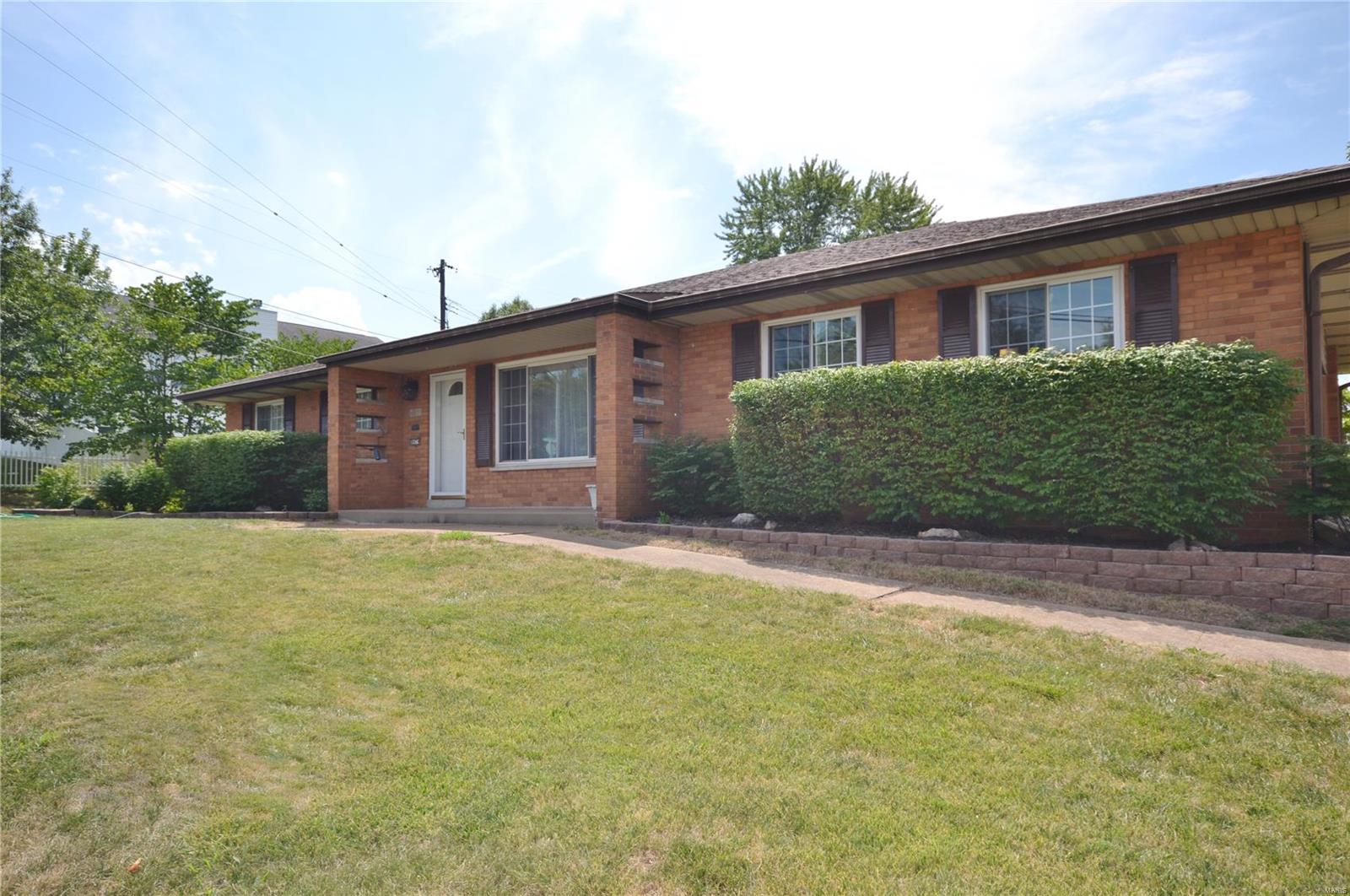 8979 Sappington Road St. Louis, MO 63126 - Photo 1 of 16 Gallery Image 1