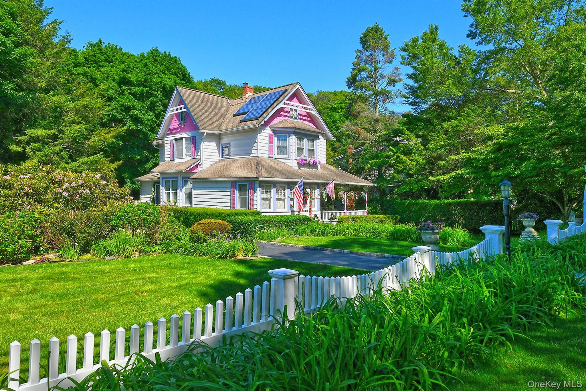 277 Vernon Valley Road Northport, NY 11768 - Photo 3 of 49