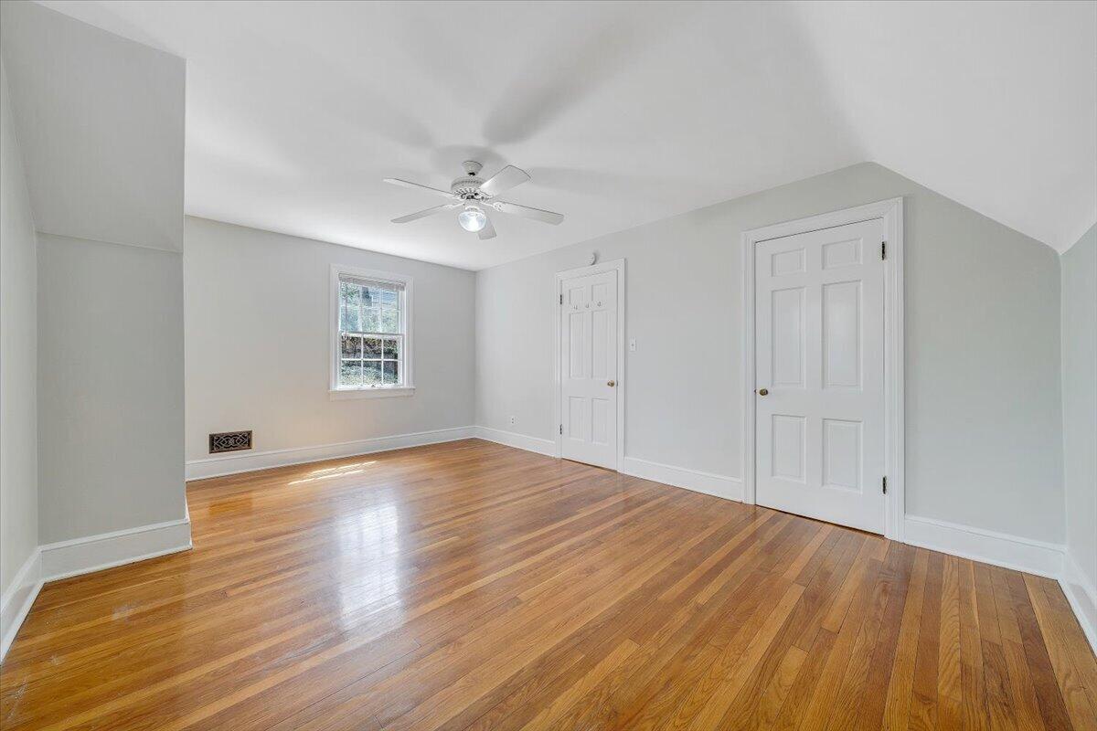 2522 Livingston Road Southwest Roanoke, VA 24015 - Photo 13 of 28 15-MIB06624