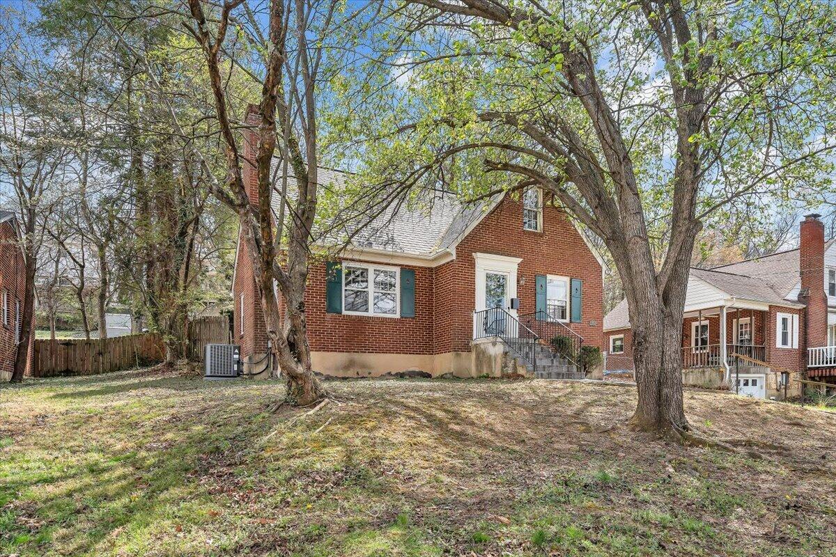 2522 Livingston Road Southwest Roanoke, VA 24015 - Photo 24 of 28 26-MIB06703