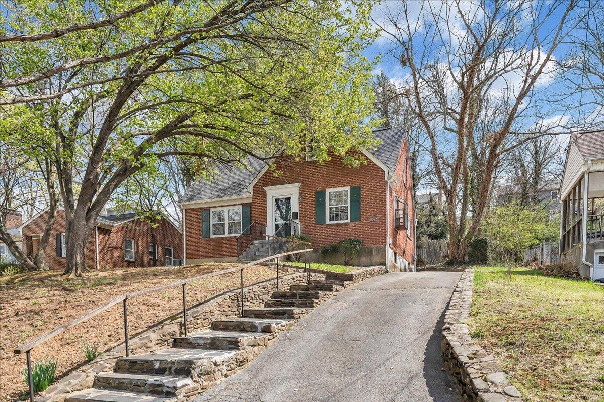 2522 Livingston Road Southwest Roanoke, VA 24015 - Photo 25 of 28 27-MIB06691