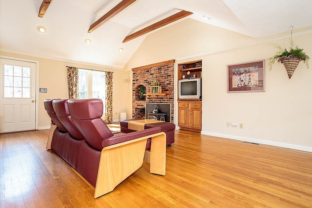 8 Drawbridge Road Westford, MA 01886 - Photo 12 of 30 Gallery Image 12