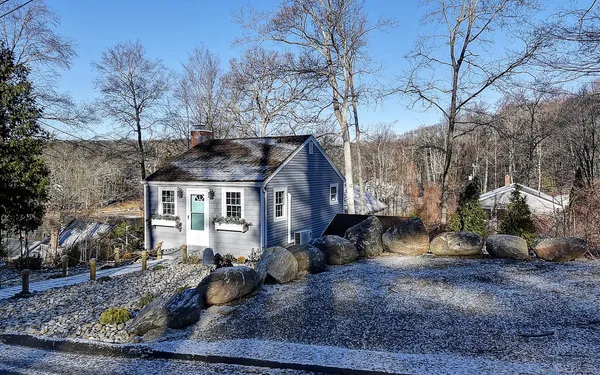 $2,900 | 20 Seminole Trail, East Hampton, CT 06424