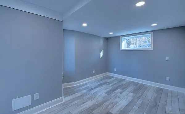 $2,900 | 20 Seminole Trail, East Hampton, CT 06424