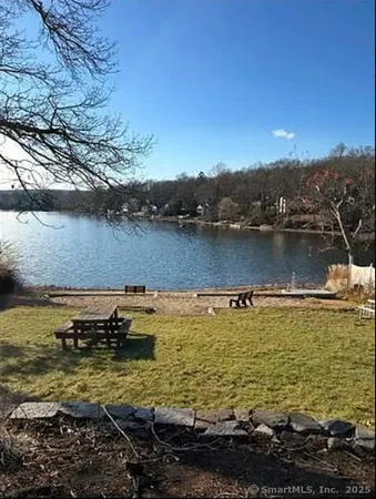 $2,900 | 20 Seminole Trail, East Hampton, CT 06424