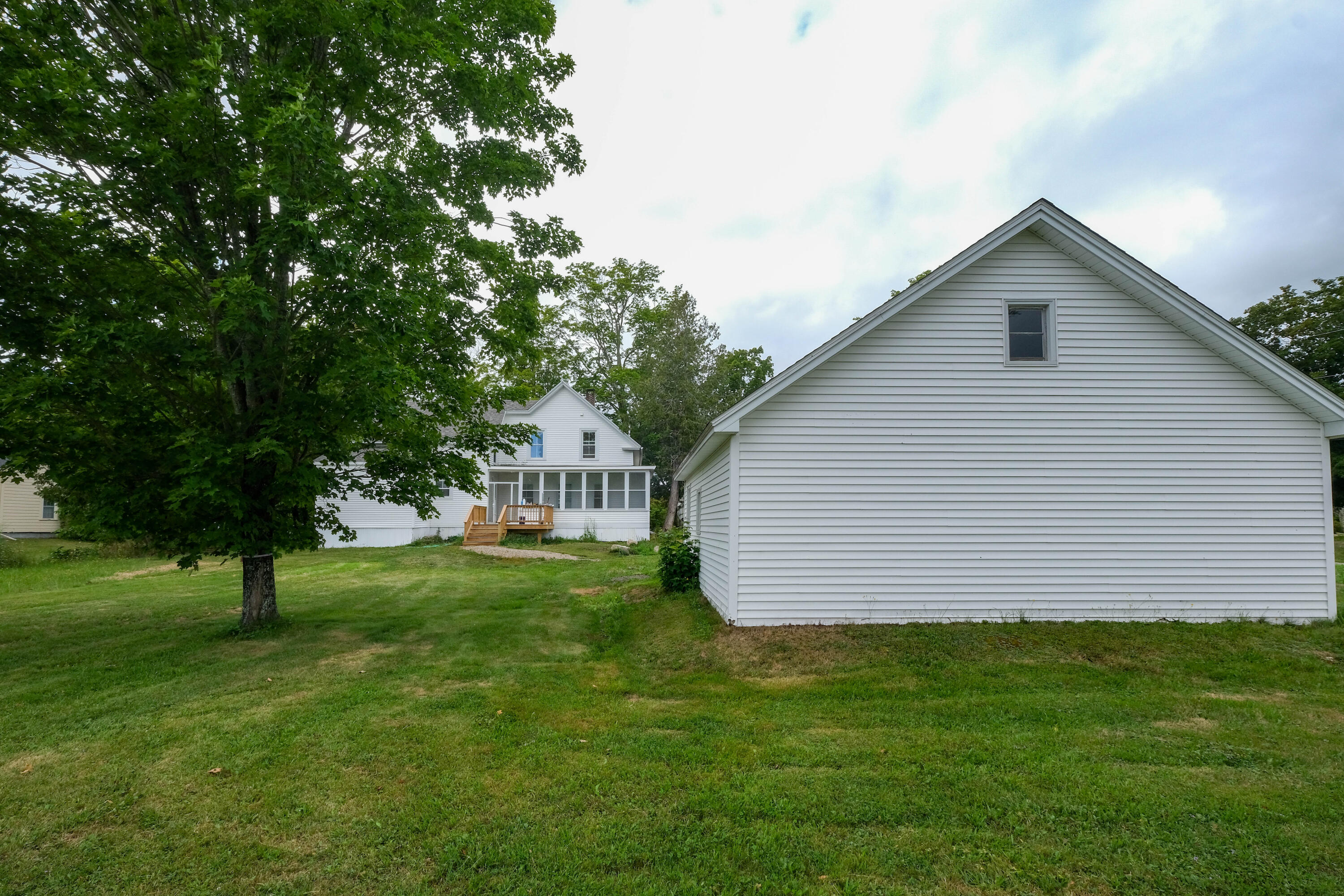 1142 East Pittston Road Pittston, ME 04345 - Photo 17 of 37 East Pittston Rd Farmhouse-8239