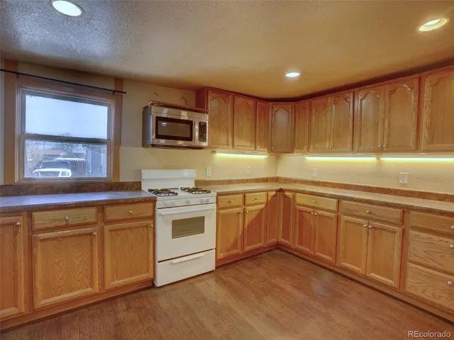 $295,000 | 4421 East 73rd Way, Commerce City, CO 80022