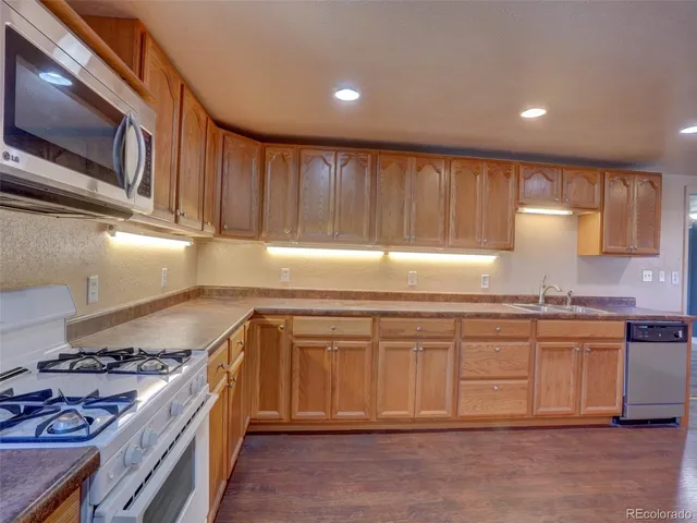 $295,000 | 4421 East 73rd Way, Commerce City, CO 80022