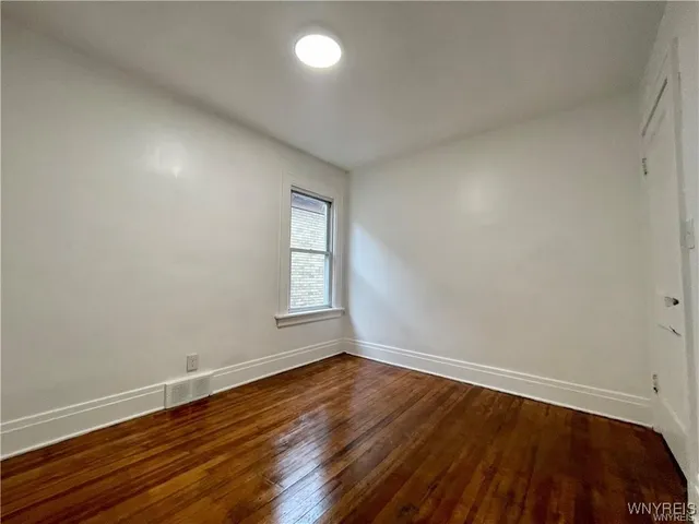 $1,100 | 434 23rd Street, Niagara Falls, NY 14303