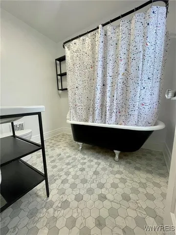 $1,100 | 434 23rd Street, Niagara Falls, NY 14303