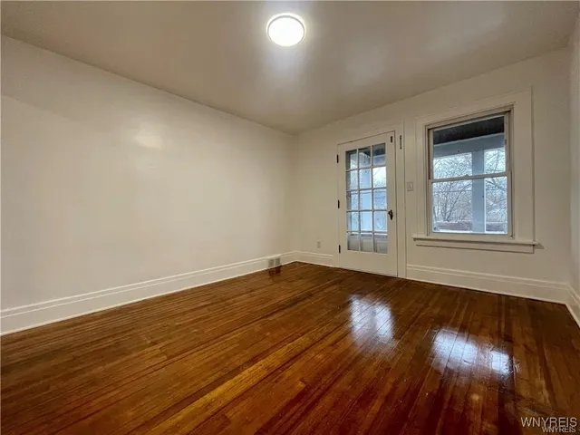 $1,100 | 434 23rd Street, Niagara Falls, NY 14303