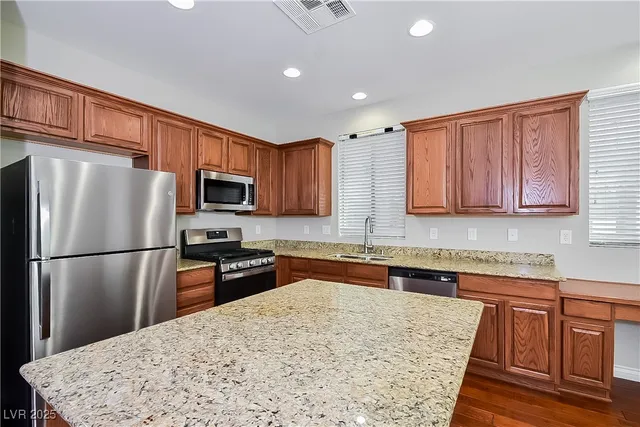 $2,275 | 5836 Gold Horizon Street, North Las Vegas, NV 89031