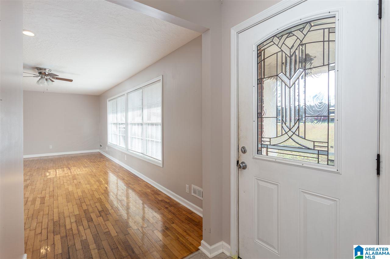 909 County Line Road Oxford, AL 36203 - Photo 5 of 37