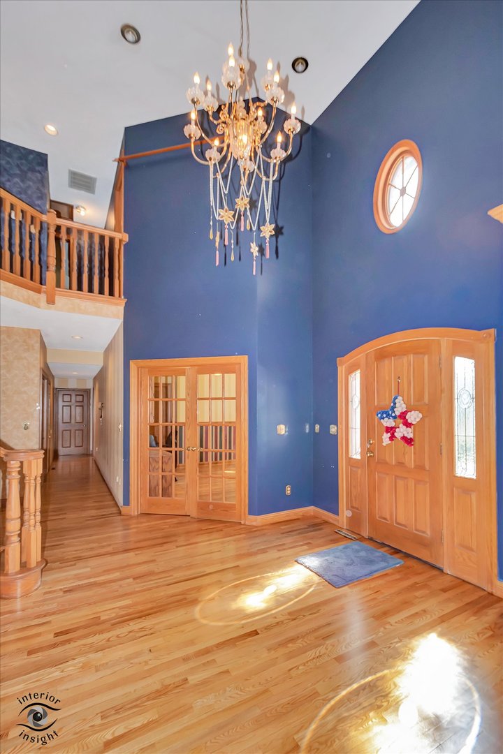 2500 Beverly Way Ottawa, IL 61350 - Photo 14 of 42 a view of a interior of the house