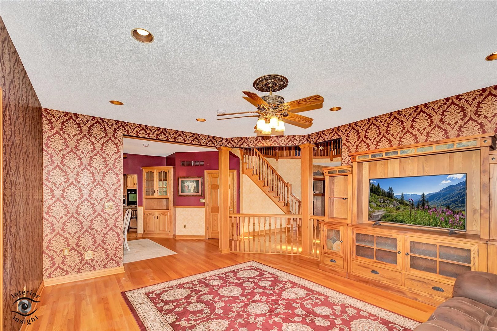 2500 Beverly Way Ottawa, IL 61350 - Photo 18 of 42 a view of a livingroom with wooden floor and a flat screen tv