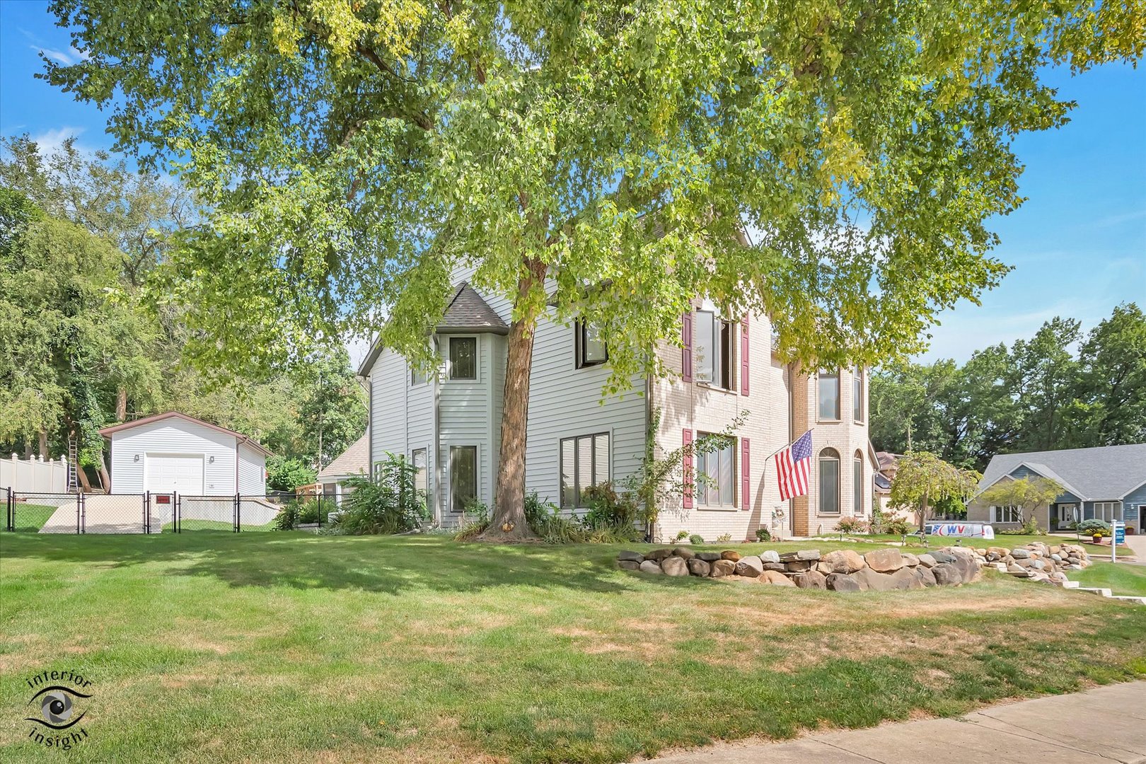 2500 Beverly Way Ottawa, IL 61350 - Photo 3 of 42 a view of a house with backyard and tree