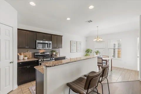 $274,900 | 473 Goddard, Kyle, TX 78640