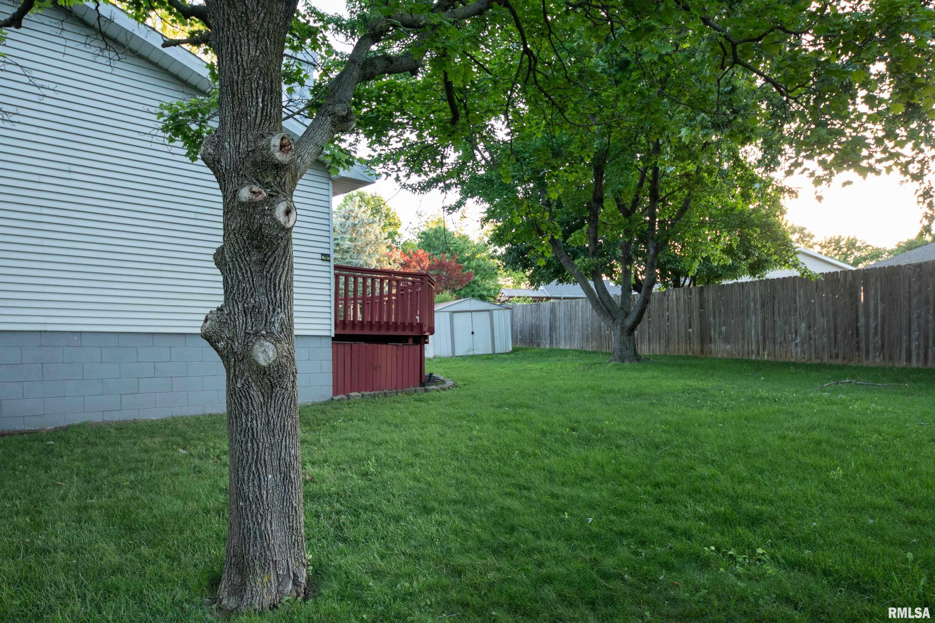 1315 West Queens Court Road Peoria, IL 61614 - Photo 51 of 52