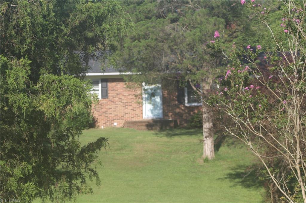 4933 Hopewell Church Road Trinity, NC 27370 - Photo 10 of 30