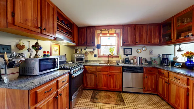 $549,000 | 2529 Heald Highway, Union, ME 04862