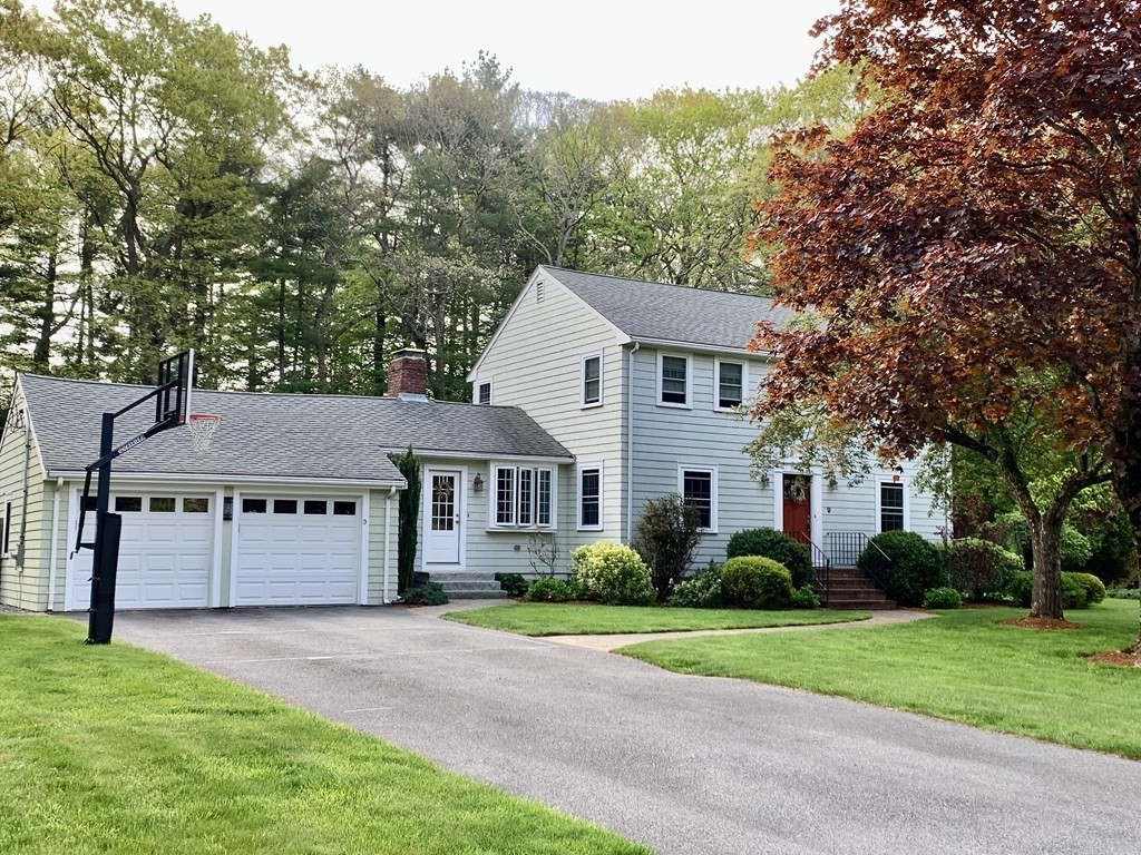 9 Ledgetree Road Medfield, MA 02052 - Photo 1 of 32 Gallery Image 1