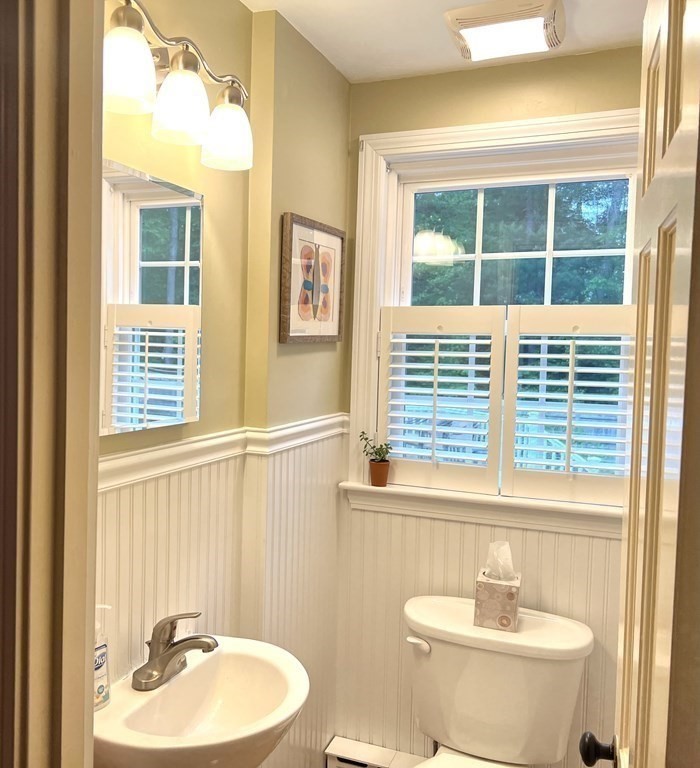 9 Ledgetree Road Medfield, MA 02052 - Photo 15 of 32 Gallery Image 15