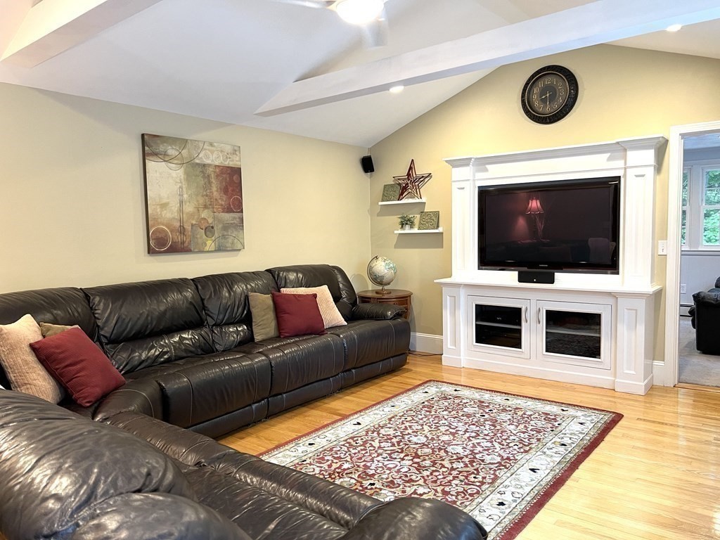 9 Ledgetree Road Medfield, MA 02052 - Photo 20 of 32 Gallery Image 20