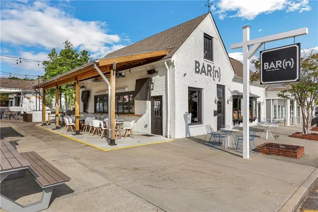 $675,000 | 1306 Village Terrace Court, Dunwoody, GA 30338