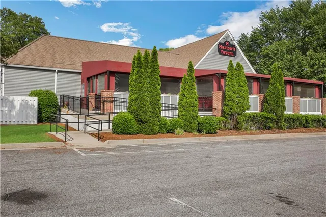 $675,000 | 1306 Village Terrace Court, Dunwoody, GA 30338