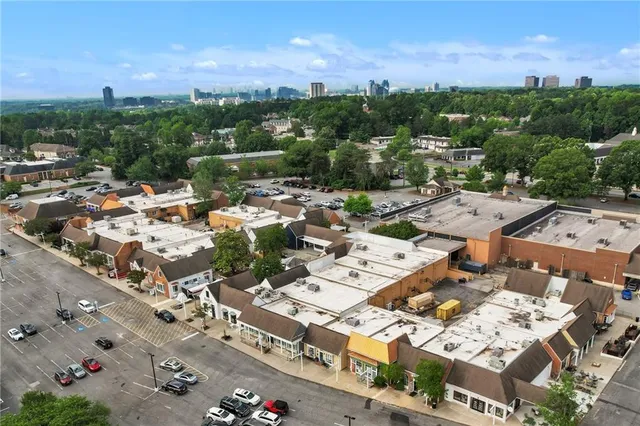 $675,000 | 1306 Village Terrace Court, Dunwoody, GA 30338