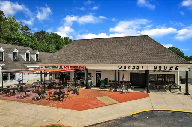 $675,000 | 1306 Village Terrace Court, Dunwoody, GA 30338