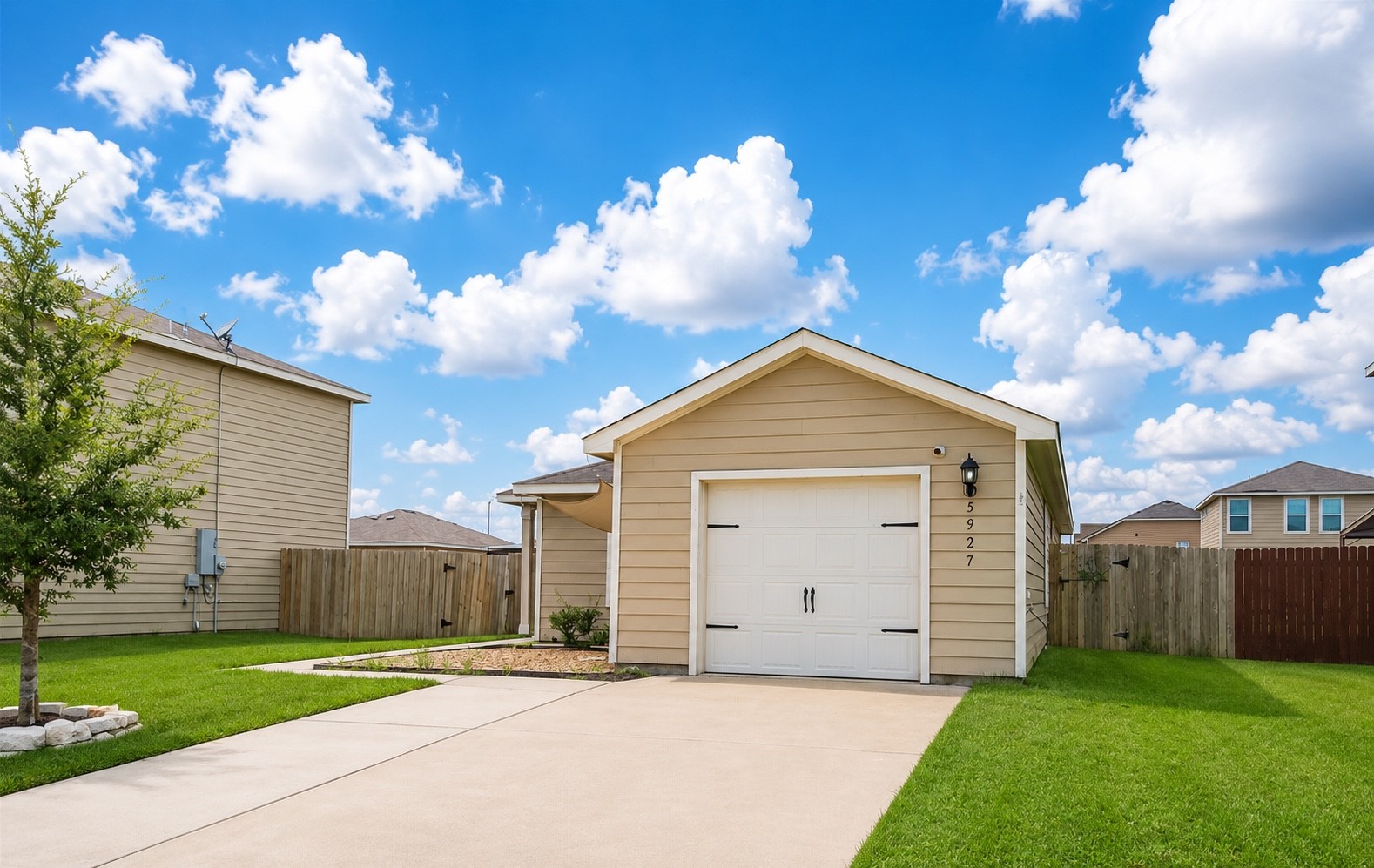 5927 Golden Cove Road Cove, TX 77523 - Photo 2 of 14