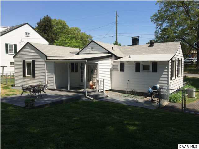 1009 Birdwood Road Charlottesville, VA 22903 - Photo 4 of 25 Gallery Image 4