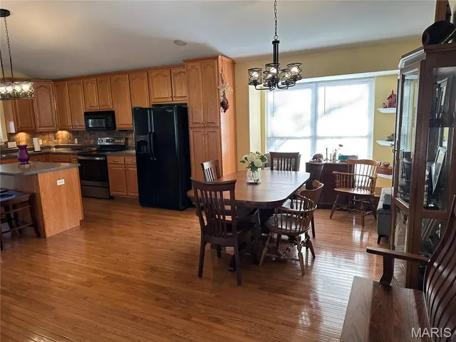 $325,000 | 1308 Lilac Lane, Washington, MO 63090