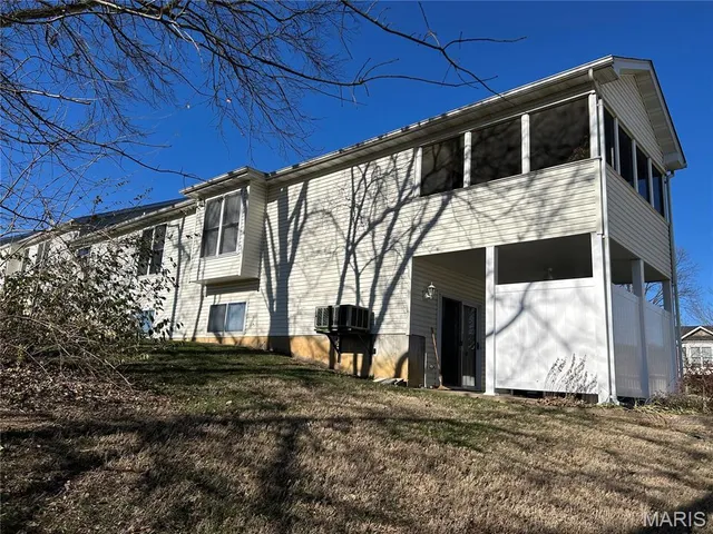 $325,000 | 1308 Lilac Lane, Washington, MO 63090