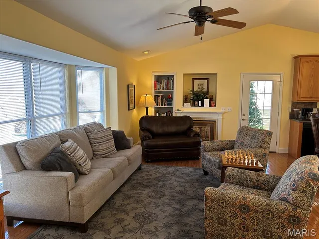 $325,000 | 1308 Lilac Lane, Washington, MO 63090