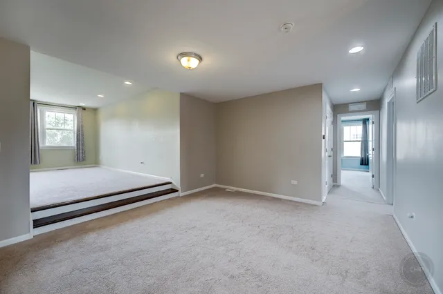 $999,999 | 3907 Nannyberry Street, Naperville, IL 60564