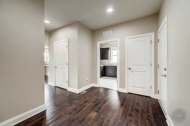 $999,999 | 3907 Nannyberry Street, Naperville, IL 60564