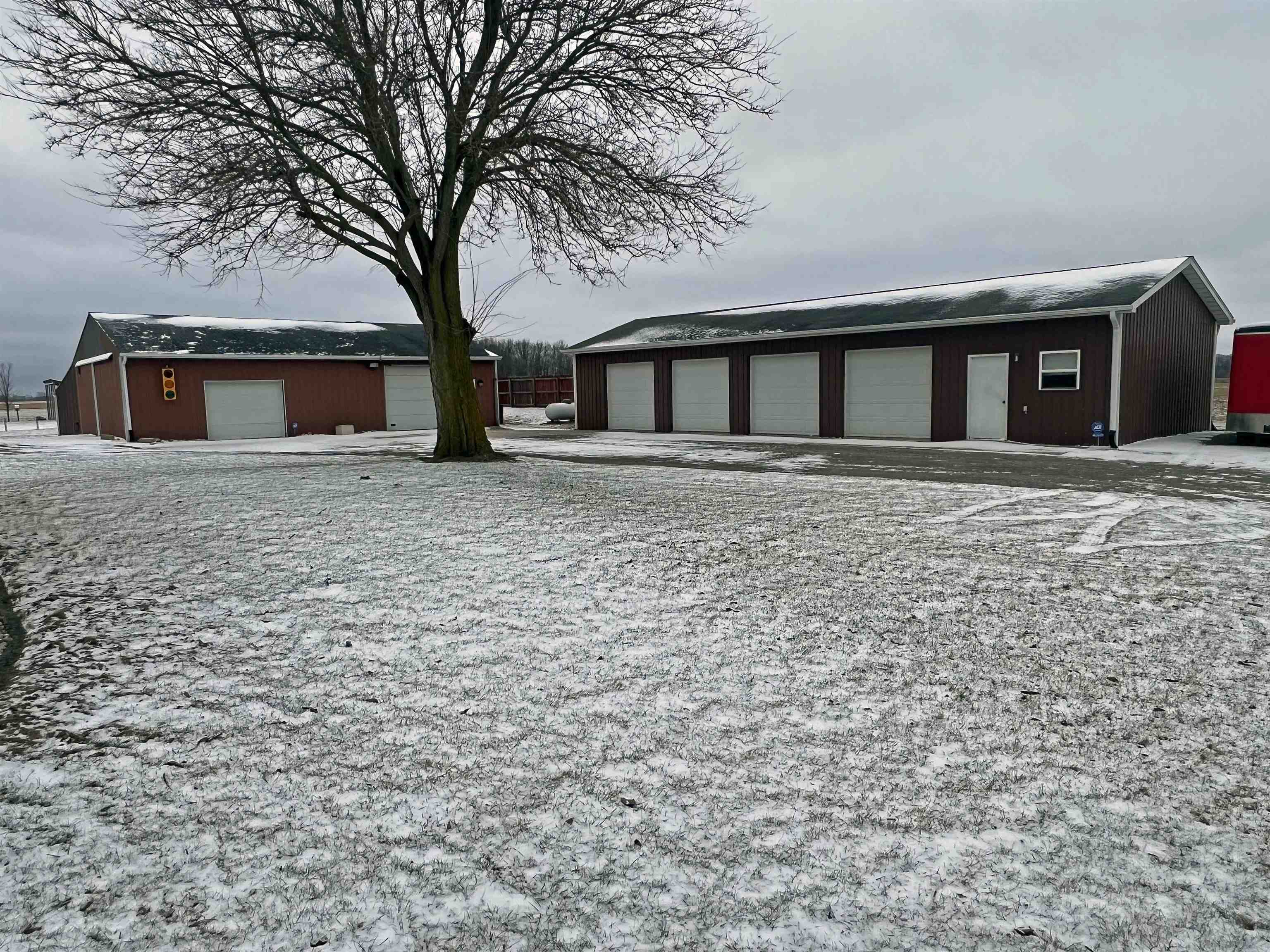 2784 East North Ridge Road Chesaning, MI 48616 - Photo 8 of 52 50097983-7.JPG