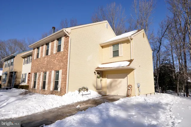 $439,900 | 19 Blackhawk Court, Medford, NJ 08055