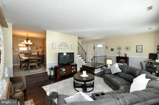 $439,900 | 19 Blackhawk Court, Medford, NJ 08055